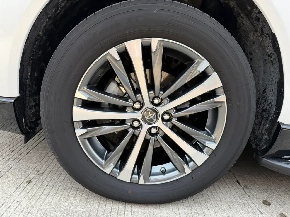 2023 Toyota Venza 2.0L 171HP L4 CVT,autocango,china used car exporter,china ev exporter,chinese used car exporter,chinese used ev exporter