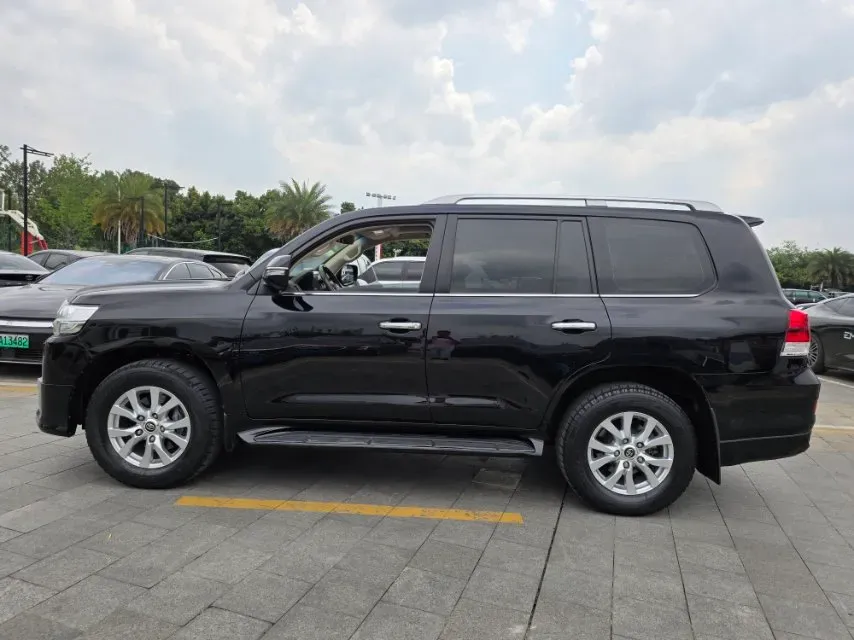 2019 Chevrolet Trax 1.0T 125HP L3 6AT,autocango,china used car exporter,china ev exporter,chinese used car exporter,chinese used ev exporter