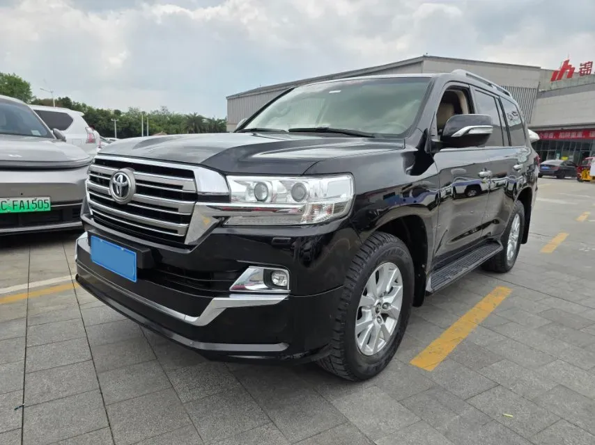 2019 Chevrolet Trax 1.0T 125HP L3 6AT,autocango,china used car exporter,china ev exporter,chinese used car exporter,chinese used ev exporter