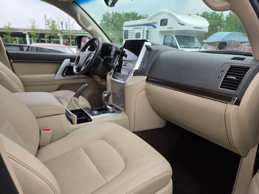 2019 Chevrolet Trax 1.0T 125HP L3 6AT,autocango,china used car exporter,china ev exporter,chinese used car exporter,chinese used ev exporter