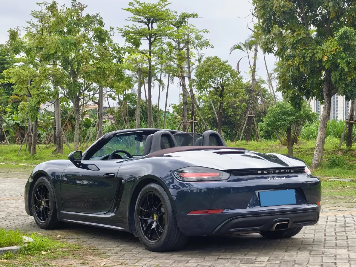 2018 Porsche 718 2.0T 250HP H4 7DCT,autocango,china used car exporter,china ev exporter,chinese used car exporter,chinese used ev exporter