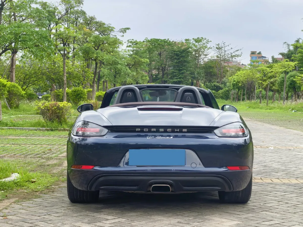 2018 Porsche 718 2.0T 250HP H4 7DCT,autocango,china used car exporter,china ev exporter,chinese used car exporter,chinese used ev exporter