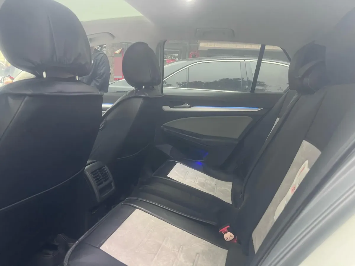 2021 Volkswagen Golf 1.4T 150HP L4 7DCT,autocango,china used car exporter,china ev exporter,chinese used car exporter,chinese used ev exporter