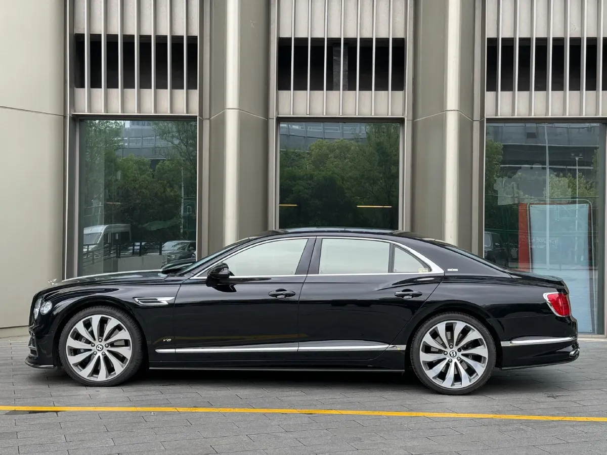 2021 Bentley Flying Spur 4.0T 550HP V8 8DCT,autocango,china used car exporter,china ev exporter,chinese used car exporter,chinese used ev exporter