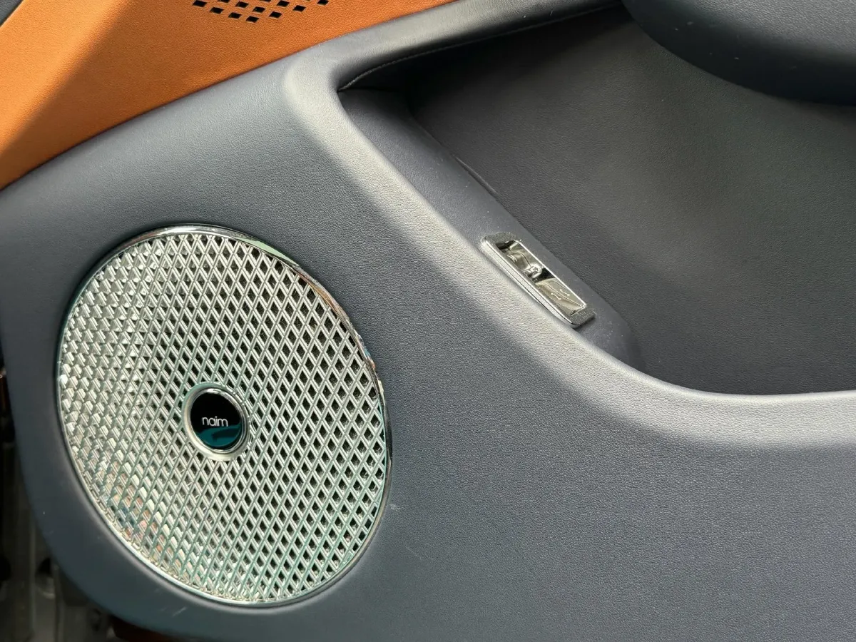 2021 Bentley Flying Spur 4.0T 550HP V8 8DCT,autocango,china used car exporter,china ev exporter,chinese used car exporter,chinese used ev exporter