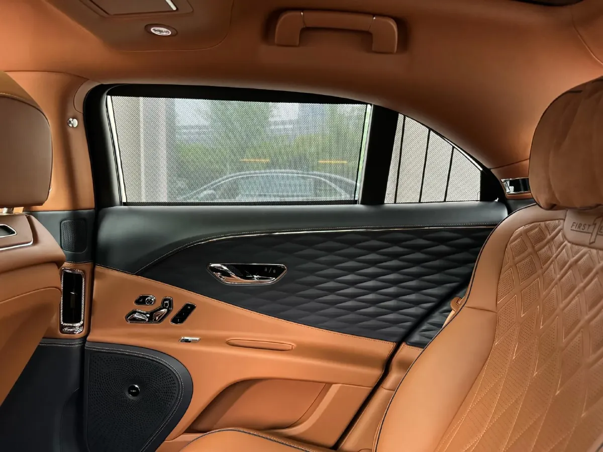 2021 Bentley Flying Spur 4.0T 550HP V8 8DCT,autocango,china used car exporter,china ev exporter,chinese used car exporter,chinese used ev exporter