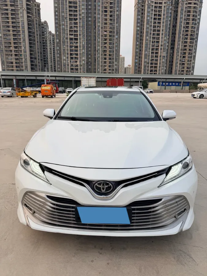2018 Toyota Camry 2.0L 169HP L4 6AT,autocango,china used car exporter,china ev exporter,chinese used car exporter,chinese used ev exporter