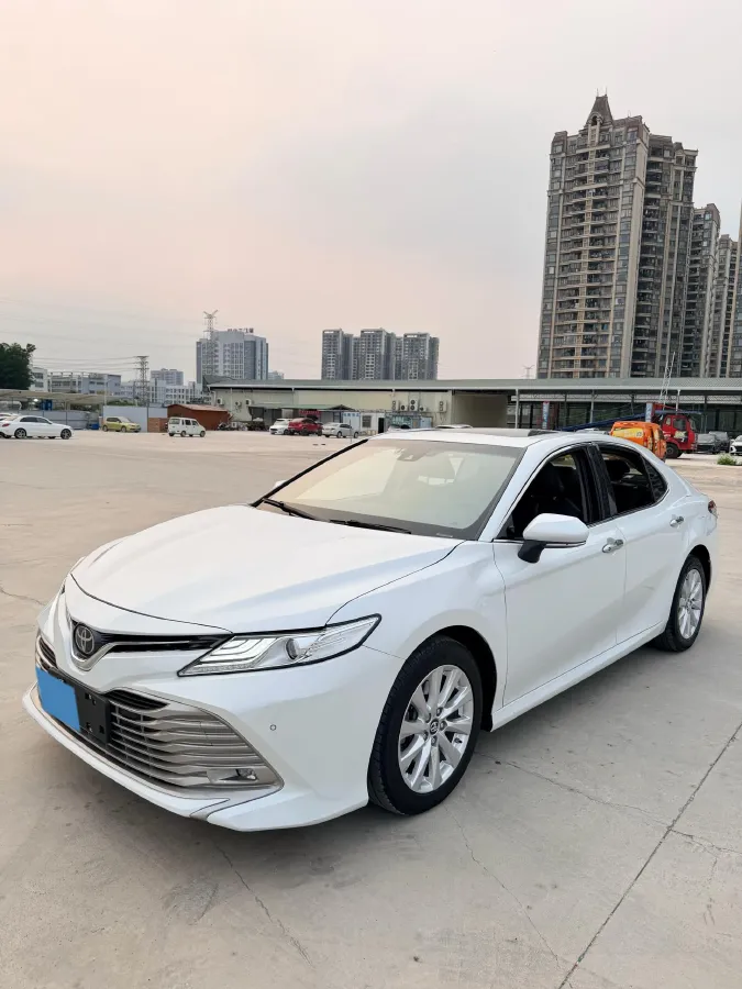 2018 Toyota Camry 2.0L 169HP L4 6AT,autocango,china used car exporter,china ev exporter,chinese used car exporter,chinese used ev exporter