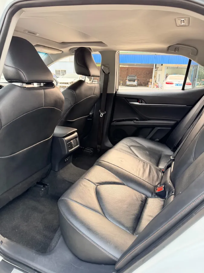 2018 Toyota Camry 2.0L 169HP L4 6AT,autocango,china used car exporter,china ev exporter,chinese used car exporter,chinese used ev exporter