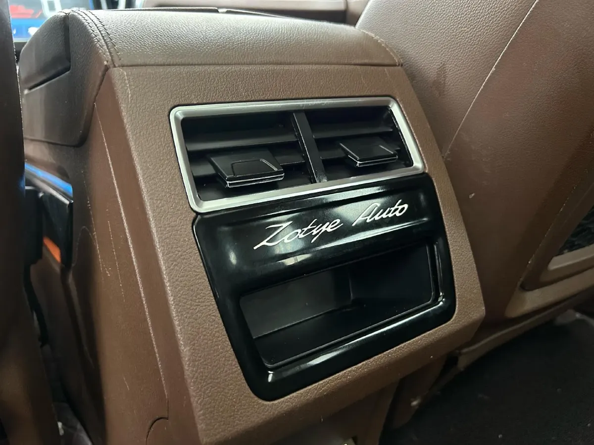 2017 Zotye T700 1.8T 177HP L4 6DCT,autocango,china used car exporter,china ev exporter,chinese used car exporter,chinese used ev exporter