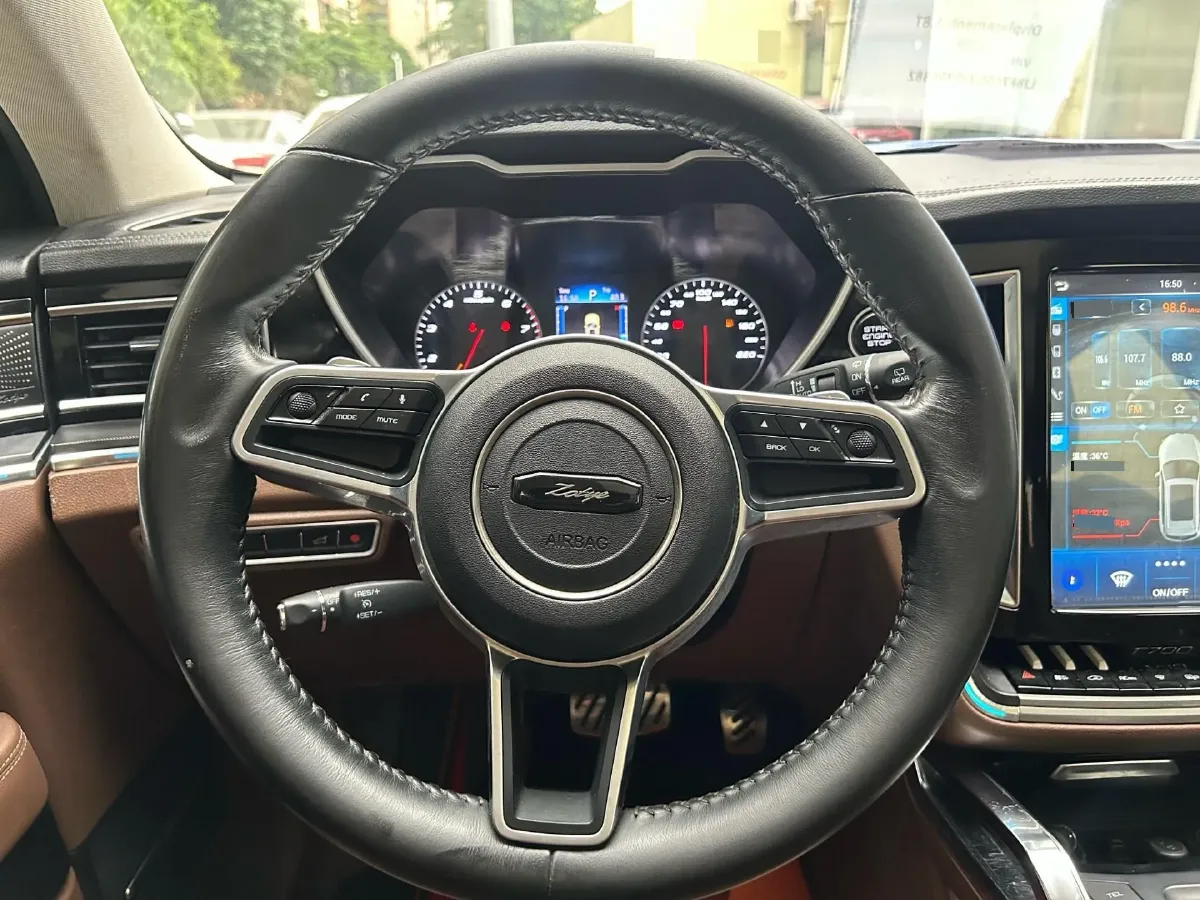 2017 Zotye T700 1.8T 177HP L4 6DCT,autocango,china used car exporter,china ev exporter,chinese used car exporter,chinese used ev exporter