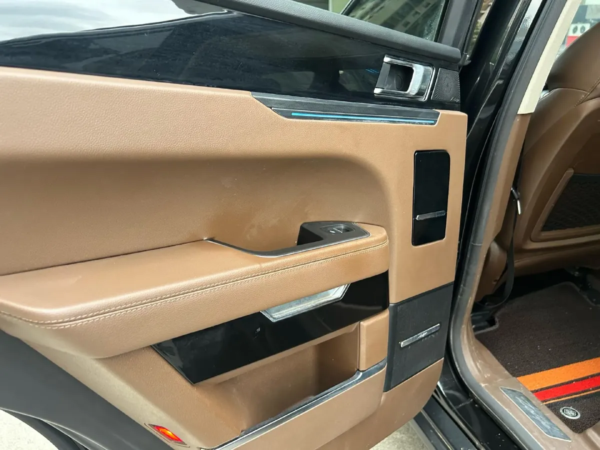 2017 Zotye T700 1.8T 177HP L4 6DCT,autocango,china used car exporter,china ev exporter,chinese used car exporter,chinese used ev exporter