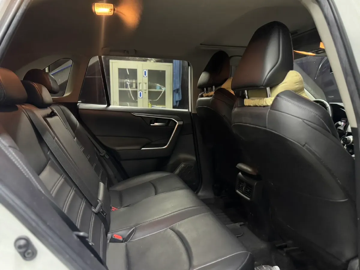 2020 Toyota Wildlander 2.0L 171HP L4 CVT,autocango,china used car exporter,china ev exporter,chinese used car exporter,chinese used ev exporter