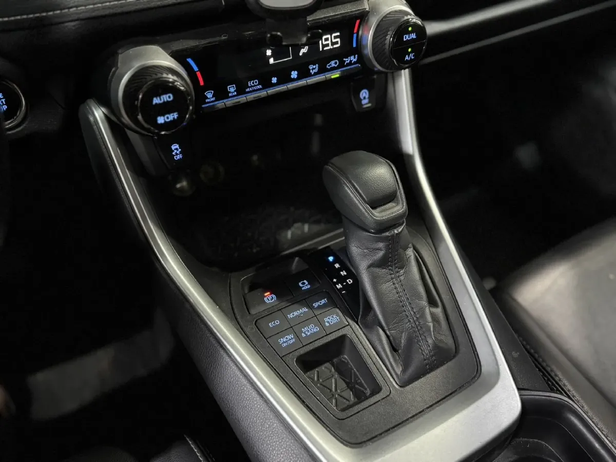 2020 Toyota Wildlander 2.0L 171HP L4 CVT,autocango,china used car exporter,china ev exporter,chinese used car exporter,chinese used ev exporter