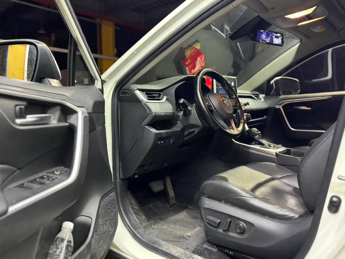 2020 Toyota Wildlander 2.0L 171HP L4 CVT,autocango,china used car exporter,china ev exporter,chinese used car exporter,chinese used ev exporter