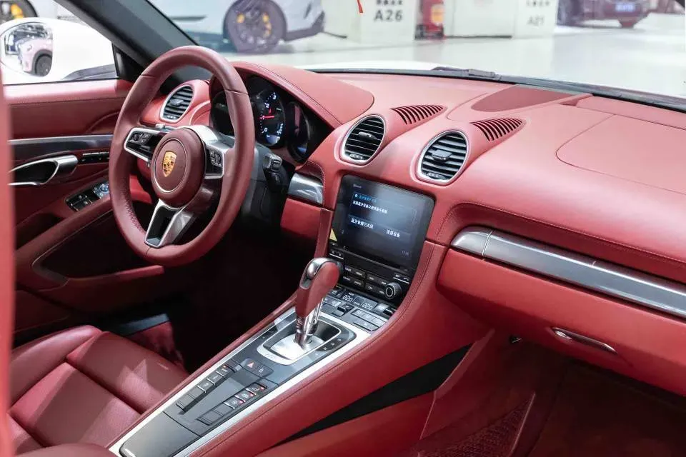 2020 Porsche 718 2.0T 250HP H4 7DCT,autocango,china used car exporter,china ev exporter,chinese used car exporter,chinese used ev exporter