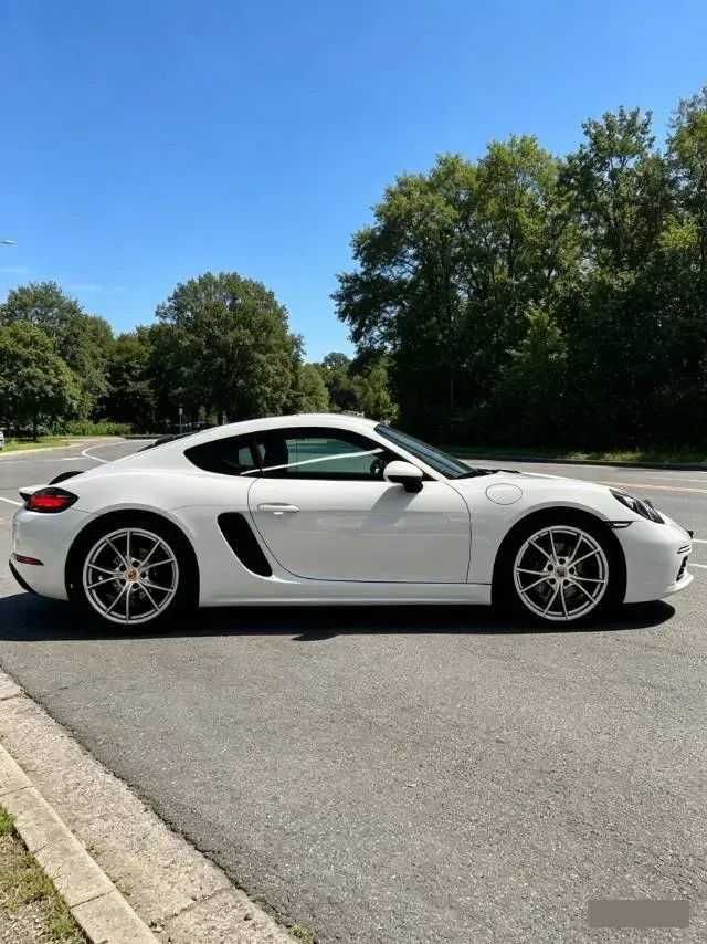 2020 Porsche 718 2.0T 250HP H4 7DCT,autocango,china used car exporter,china ev exporter,chinese used car exporter,chinese used ev exporter