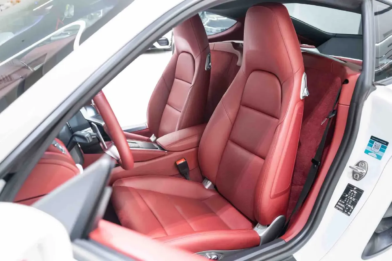 2020 Porsche 718 2.0T 250HP H4 7DCT,autocango,china used car exporter,china ev exporter,chinese used car exporter,chinese used ev exporter