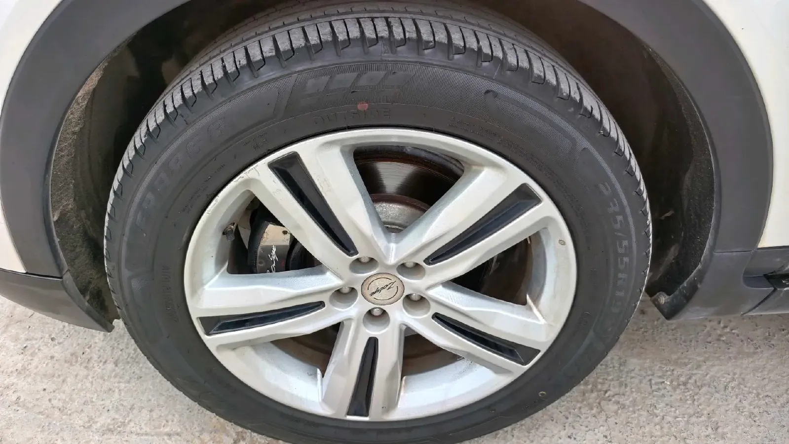 2017 Zotye T700 1.8T 177HP L4 6DCT,autocango,china used car exporter,china ev exporter,chinese used car exporter,chinese used ev exporter