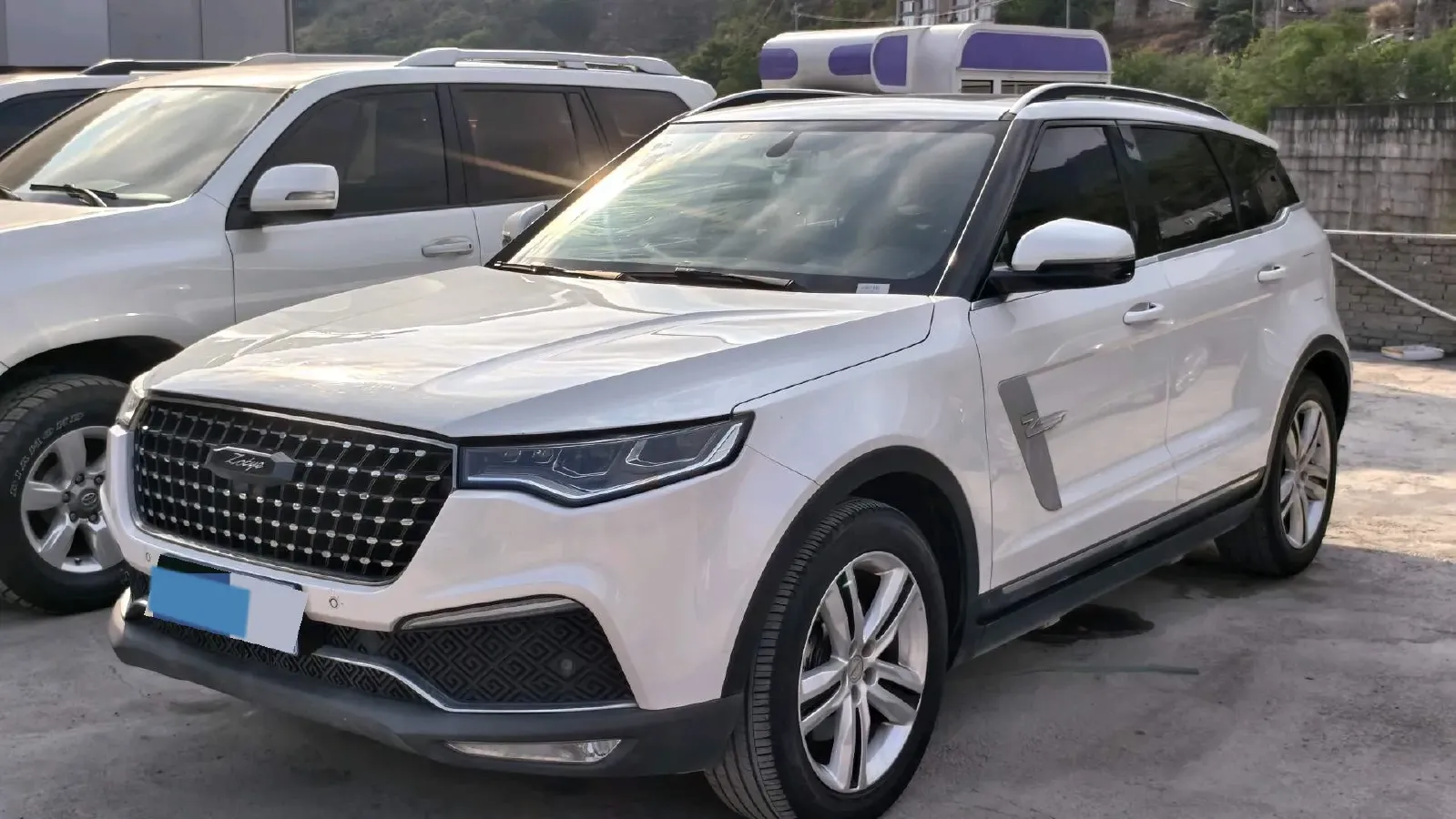 2017 Zotye T700 1.8T 177HP L4 6DCT,autocango,china used car exporter,china ev exporter,chinese used car exporter,chinese used ev exporter