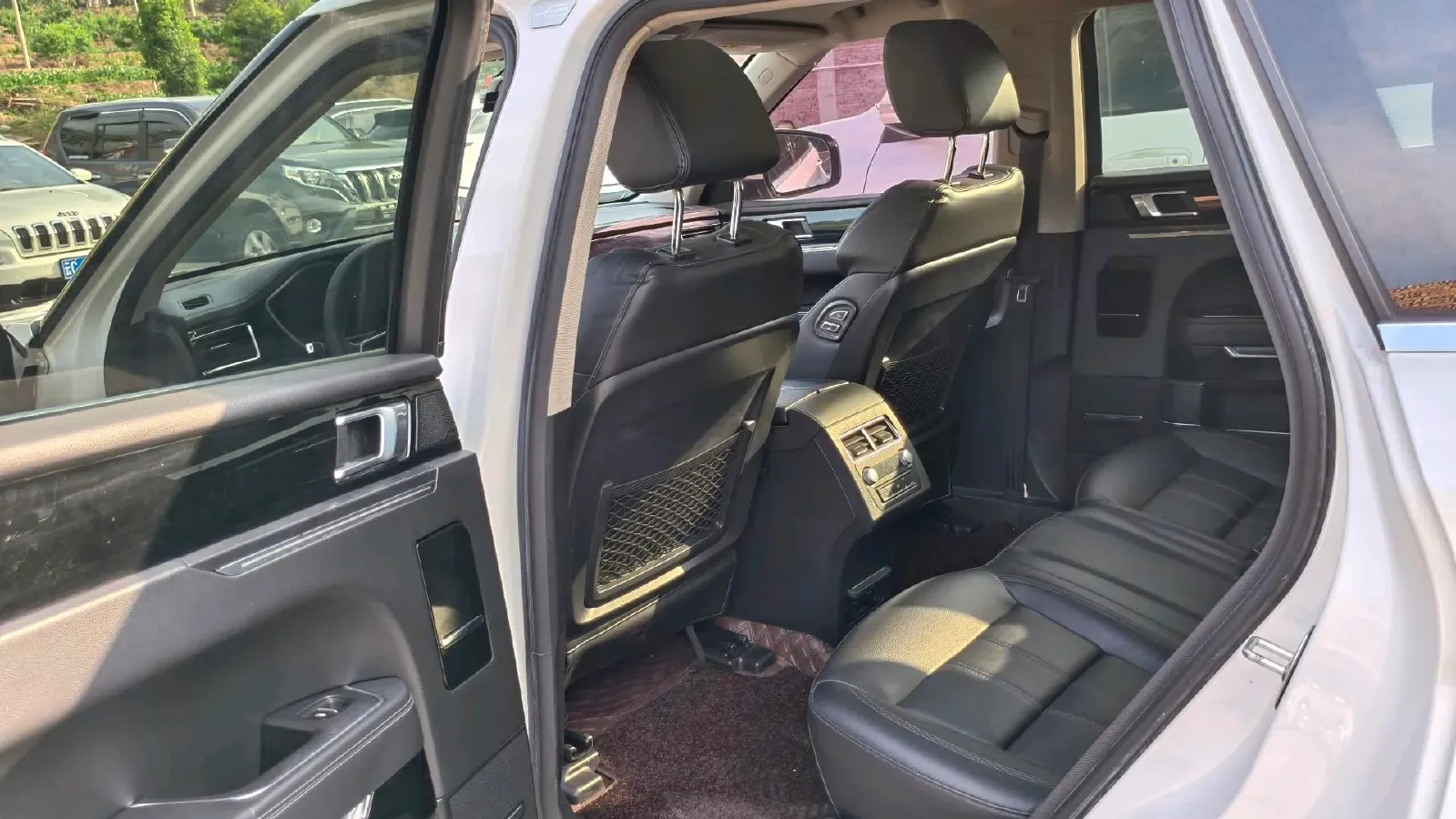 2017 Zotye T700 1.8T 177HP L4 6DCT,autocango,china used car exporter,china ev exporter,chinese used car exporter,chinese used ev exporter