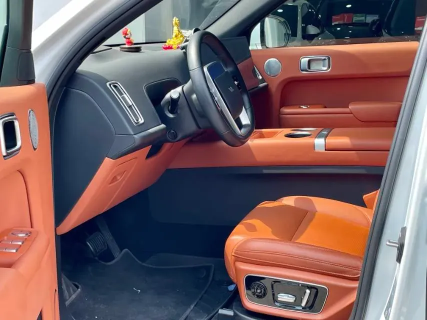 2023 Li L7 Range Extended 154HP REEV 40.9KWH,autocango,china used car exporter,china ev exporter,chinese used car exporter,chinese used ev exporter