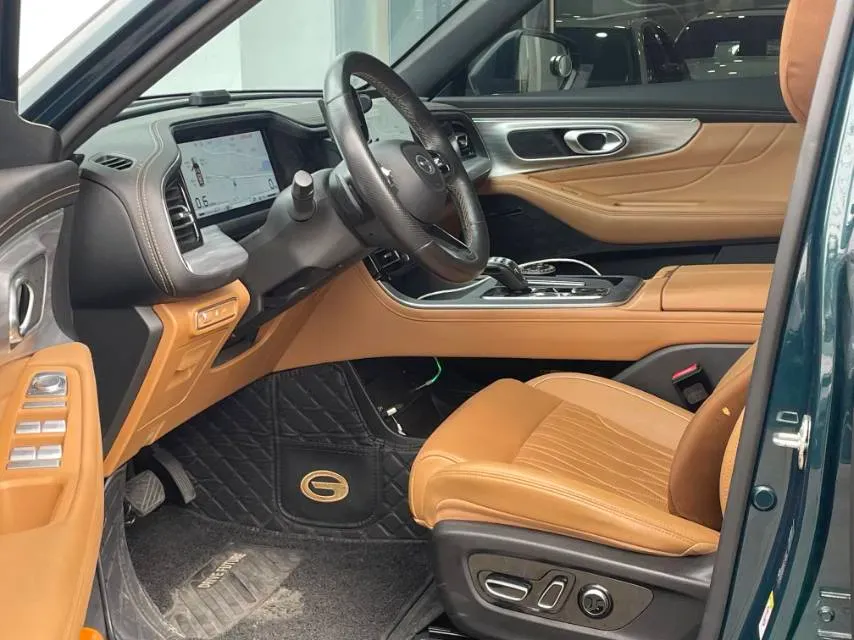 2024 GAC Trumpchi GS8 2.0T 252HP L4 8AT,autocango,china used car exporter,china ev exporter,chinese used car exporter,chinese used ev exporter