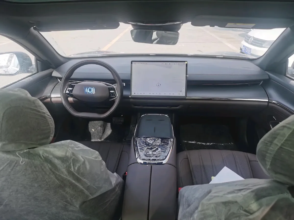 2025 ChangAn QiYuan A07 REEV 98HP REEV 28.4KWH,autocango,china used car exporter,china ev exporter,chinese used car exporter,chinese used ev exporter