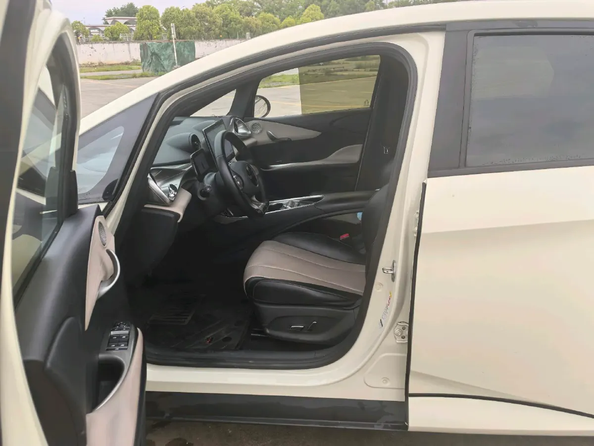 2023 BYD Dolphin BEV 44.928KWH,autocango,china used car exporter,china ev exporter,chinese used car exporter,chinese used ev exporter