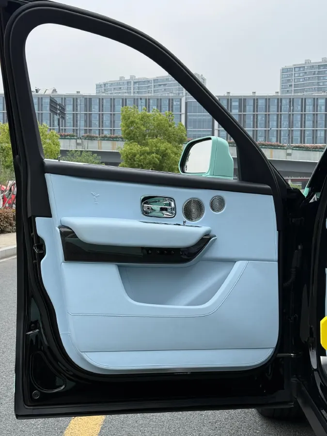 2020 Rolls-Royce Cullinan 6.7T 600HP V12 8AT,autocango,china used car exporter,china ev exporter,chinese used car exporter,chinese used ev exporter