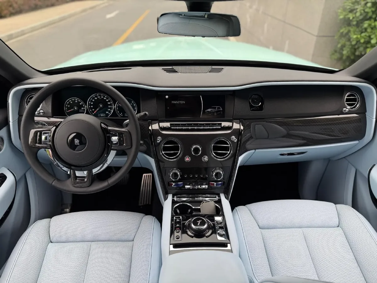 2020 Rolls-Royce Cullinan 6.7T 600HP V12 8AT,autocango,china used car exporter,china ev exporter,chinese used car exporter,chinese used ev exporter