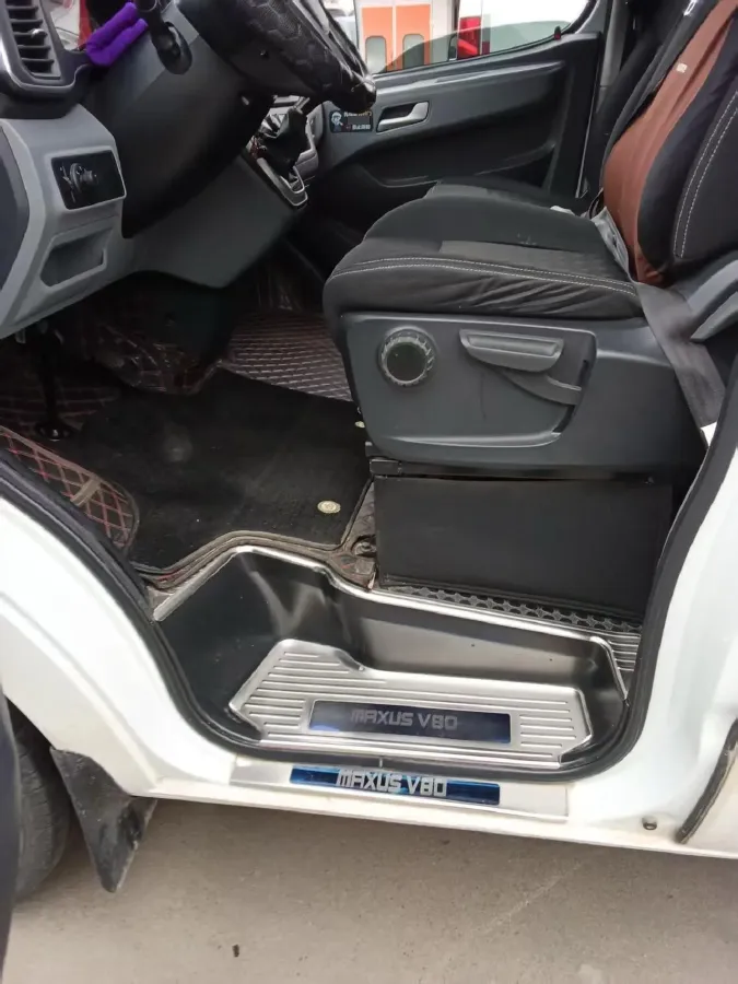 2021 MAXUS XinTu V80 2.0T 139HP L4 6MT,autocango,china used car exporter,china ev exporter,chinese used car exporter,chinese used ev exporter