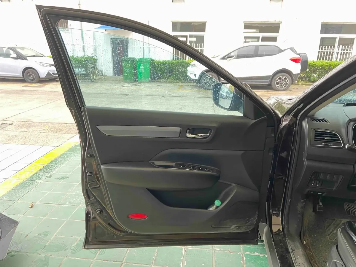 2018 Renault Koleos 2.0L 150HP L4 CVT,autocango,china used car exporter,china ev exporter,chinese used car exporter,chinese used ev exporter