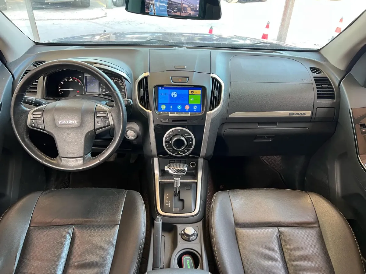 2018 Isuzu D-MAX 3.0T 177HP L4 6AT,autocango,china used car exporter,china ev exporter,chinese used car exporter,chinese used ev exporter