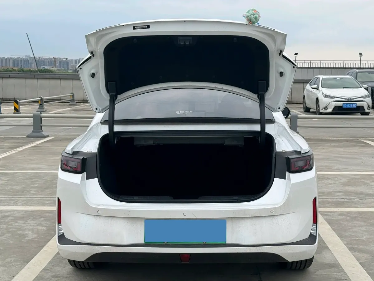 2024 ChangAn QiYuan A05 1.5L 110HP L4 E-CVT PHEV 9.07KWH,autocango,china used car exporter,china ev exporter,chinese used car exporter,chinese used ev exporter