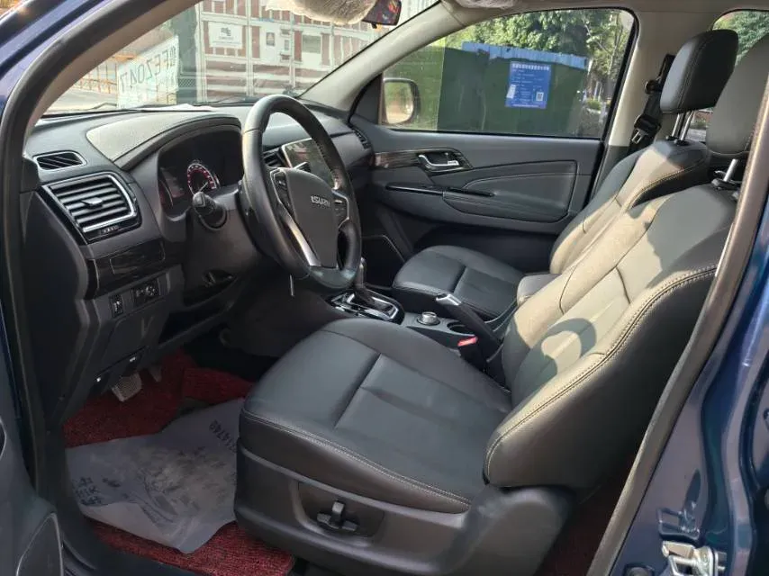 2020 Isuzu LingTuo 2.5T 150HP L4 6AT,autocango,china used car exporter,china ev exporter,chinese used car exporter,chinese used ev exporter