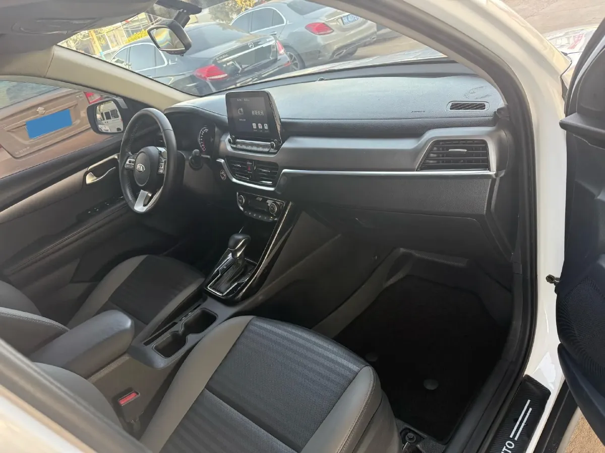 2019 Kia Sportage R 2.0L 160HP L4 6AT,autocango,china used car exporter,china ev exporter,chinese used car exporter,chinese used ev exporter