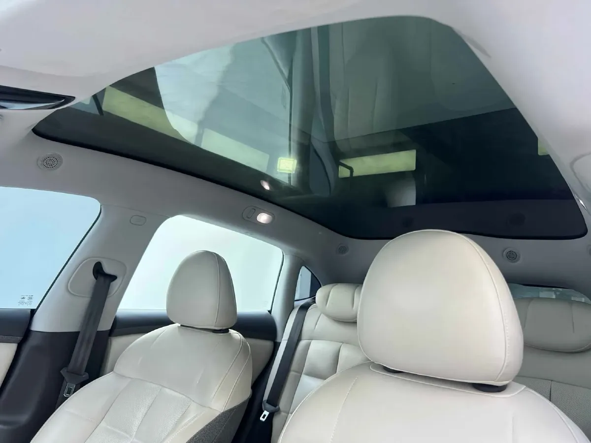 2025 IM LS6 BEV 75KWH,autocango,china used car exporter,china ev exporter,chinese used car exporter,chinese used ev exporter