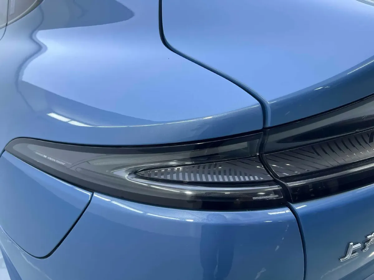 2025 IM LS6 BEV 75KWH,autocango,china used car exporter,china ev exporter,chinese used car exporter,chinese used ev exporter