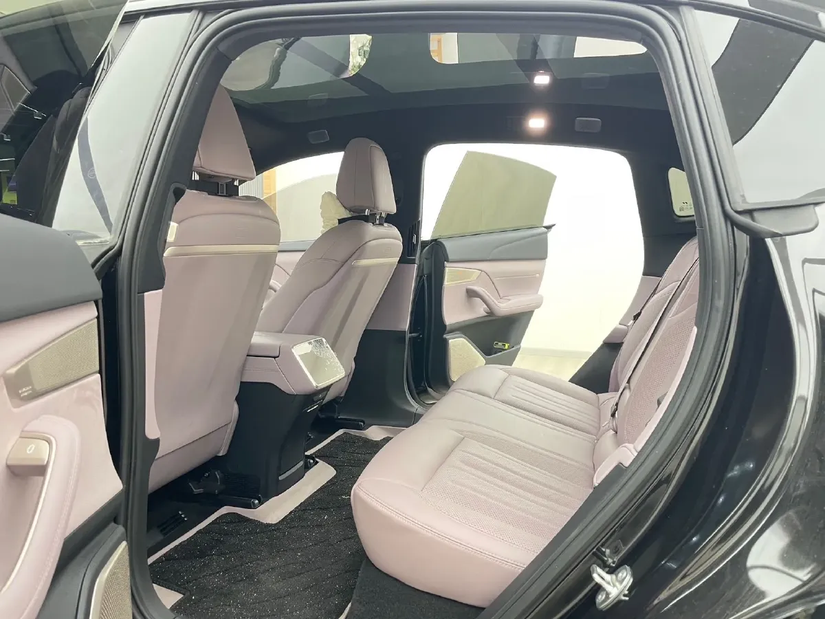 2024 ONVO L60 BEV 60KWH,autocango,china used car exporter,china ev exporter,chinese used car exporter,chinese used ev exporter