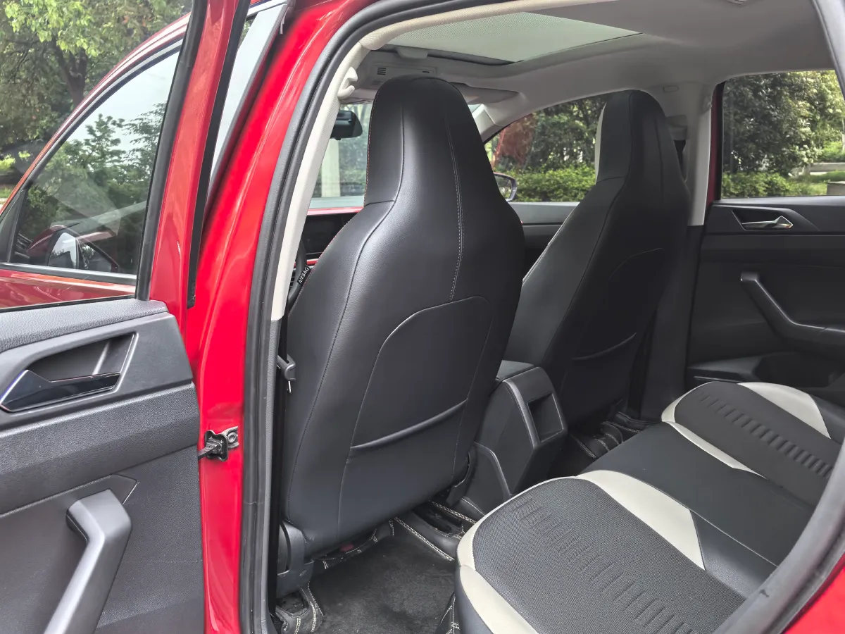 2019 Volkswagen Polo 1.5L 113HP L4 6AT,autocango,china used car exporter,china ev exporter,chinese used car exporter,chinese used ev exporter