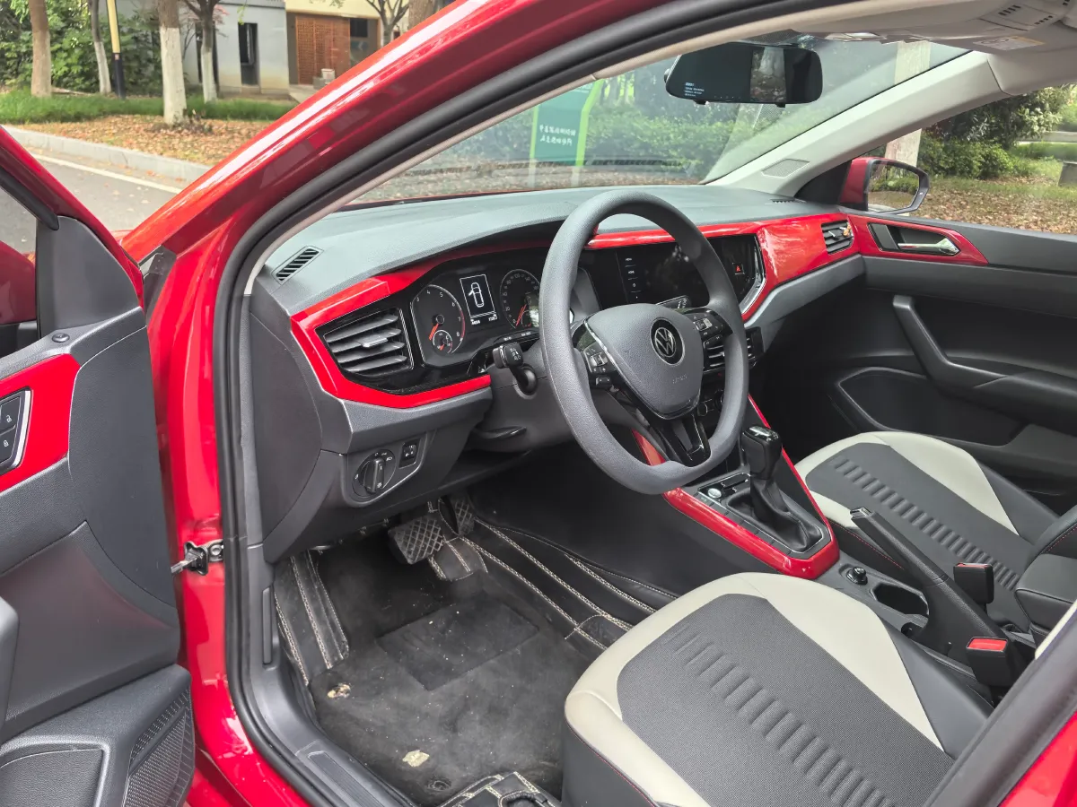 2019 Volkswagen Polo 1.5L 113HP L4 6AT,autocango,china used car exporter,china ev exporter,chinese used car exporter,chinese used ev exporter