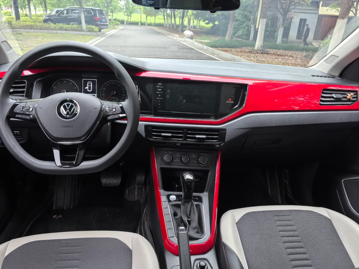 2019 Volkswagen Polo 1.5L 113HP L4 6AT,autocango,china used car exporter,china ev exporter,chinese used car exporter,chinese used ev exporter