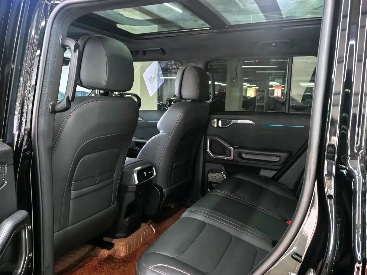 2023 Jetour Traveller 2.0T 254HP L4 7DCT,autocango,china used car exporter,china ev exporter,chinese used car exporter,chinese used ev exporter