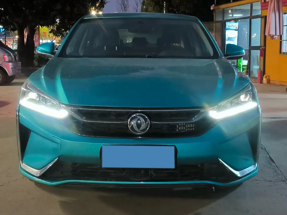 2020 DongFeng Aeolus YiXuan 1.5T 150HP L4 6DCT,autocango,china used car exporter,china ev exporter,chinese used car exporter,chinese used ev exporter