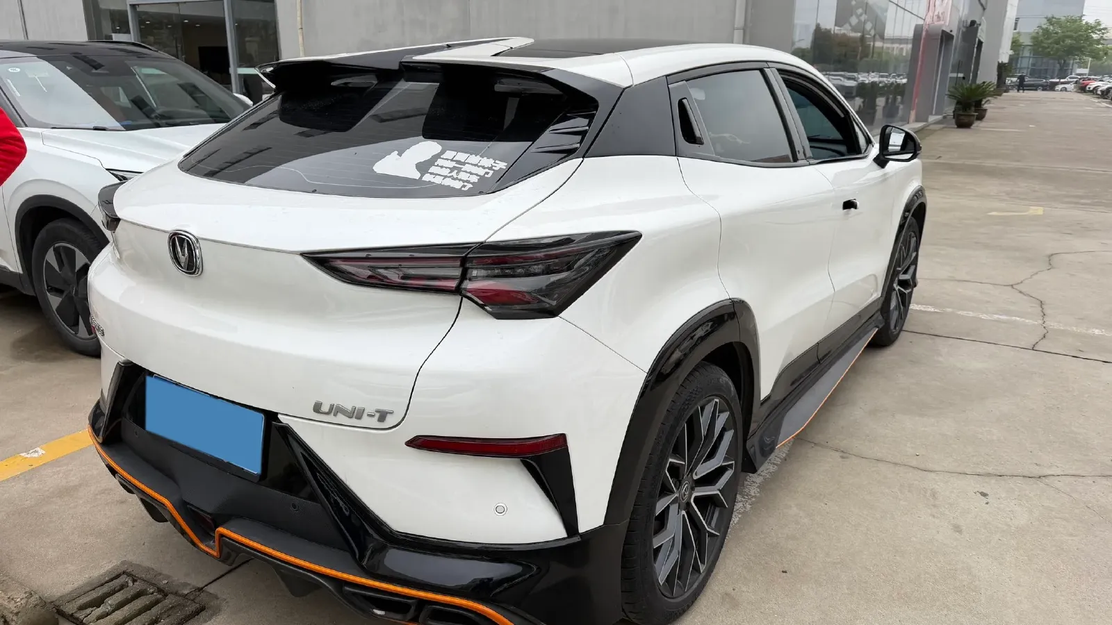 2022 ChangAn UNI-T 1.5T 188HP L4 7DCT,autocango,china used car exporter,china ev exporter,chinese used car exporter,chinese used ev exporter