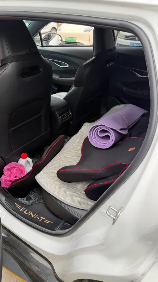 2022 ChangAn UNI-T 1.5T 188HP L4 7DCT,autocango,china used car exporter,china ev exporter,chinese used car exporter,chinese used ev exporter