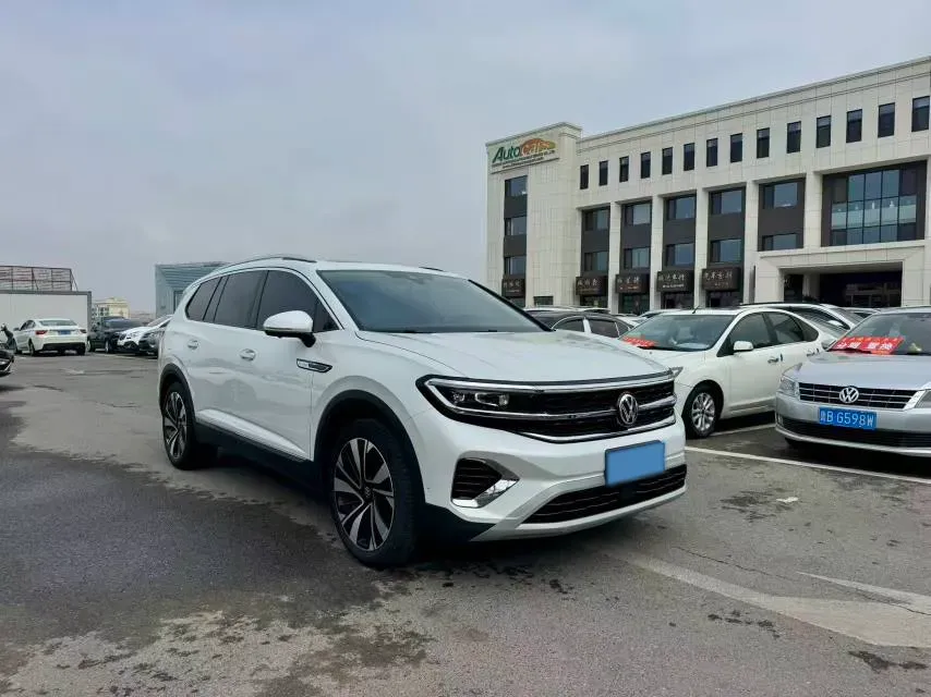 2023 Volkswagen Talagon 2.0T 220HP L4 7DCT,autocango,china used car exporter,china ev exporter,chinese used car exporter,chinese used ev exporter