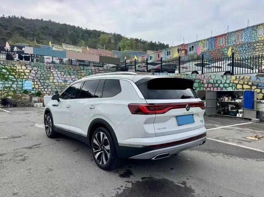 2023 Volkswagen Talagon 2.0T 220HP L4 7DCT,autocango,china used car exporter,china ev exporter,chinese used car exporter,chinese used ev exporter