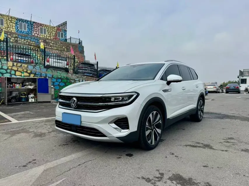 2023 Volkswagen Talagon 2.0T 220HP L4 7DCT,autocango,china used car exporter,china ev exporter,chinese used car exporter,chinese used ev exporter